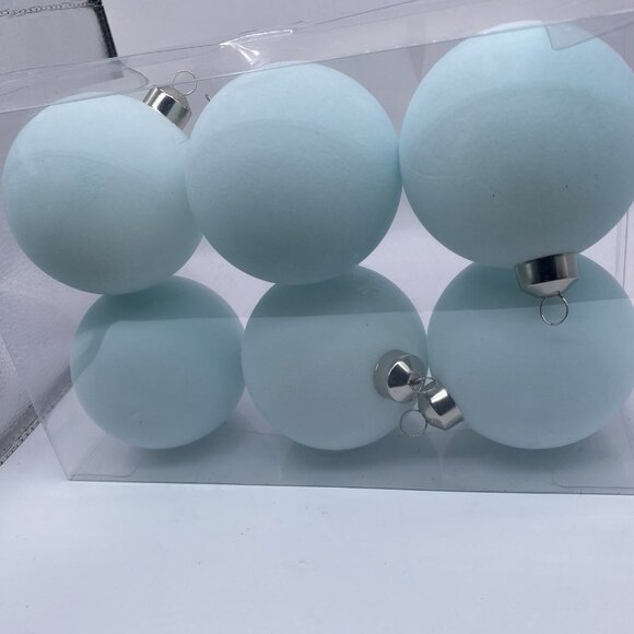 Hobby Lobby Blue Pastel Velvet Round Christmas Ornaments (6 PCs) Silver Hanger - Picture 2 of 8